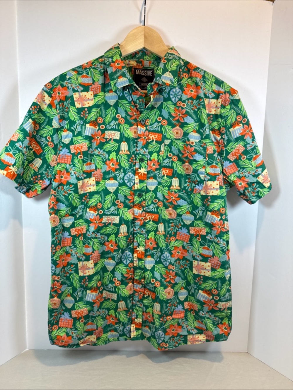 Massive Green Floral Short-Sleeve Button-Down Shirt